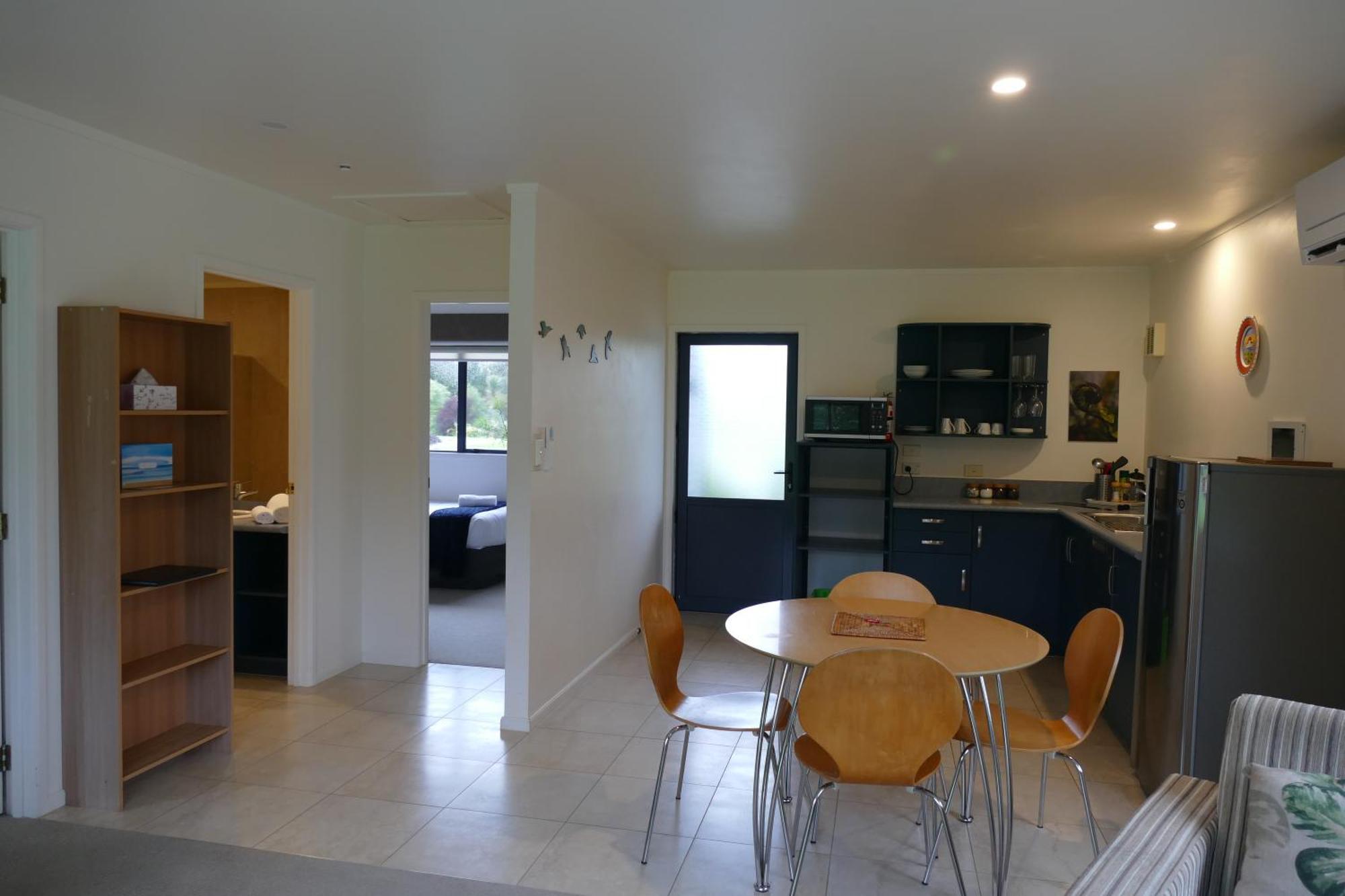 Patons Rock Beach Villas Takaka Exterior photo
