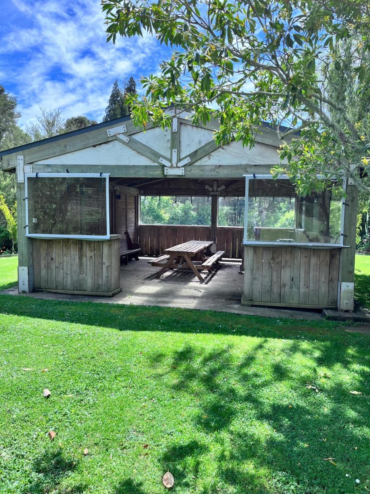 Patons Rock Beach Villas Takaka Exterior photo